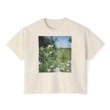 Load image into Gallery viewer, Women's Daisy Boxy Tee